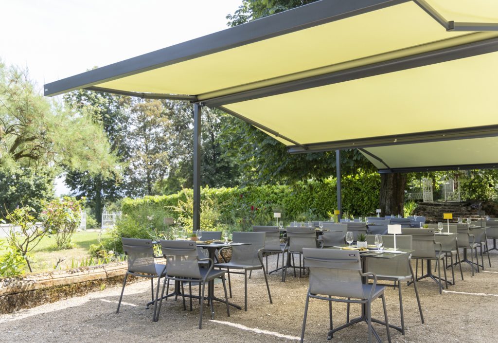 Stores banne de terrasse en Soltis 96 Color